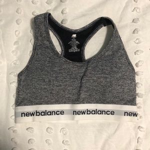 NWOT New Balance grey heather sports bra
